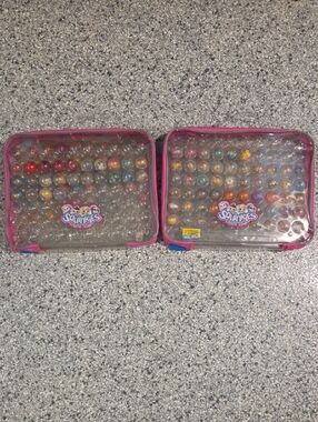 Huge Lot Of Original Squinkies With Cases